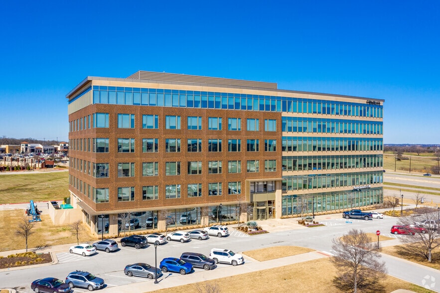 550 Reserve St, Southlake, TX for lease - Building Photo - Image 3 of 19