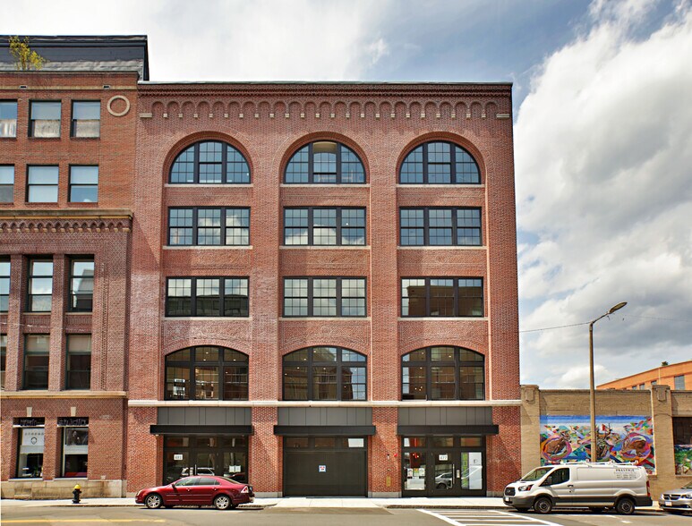 477 Harrison Ave, Boston, MA à louer - Photo du bâtiment - Image 2 de 7