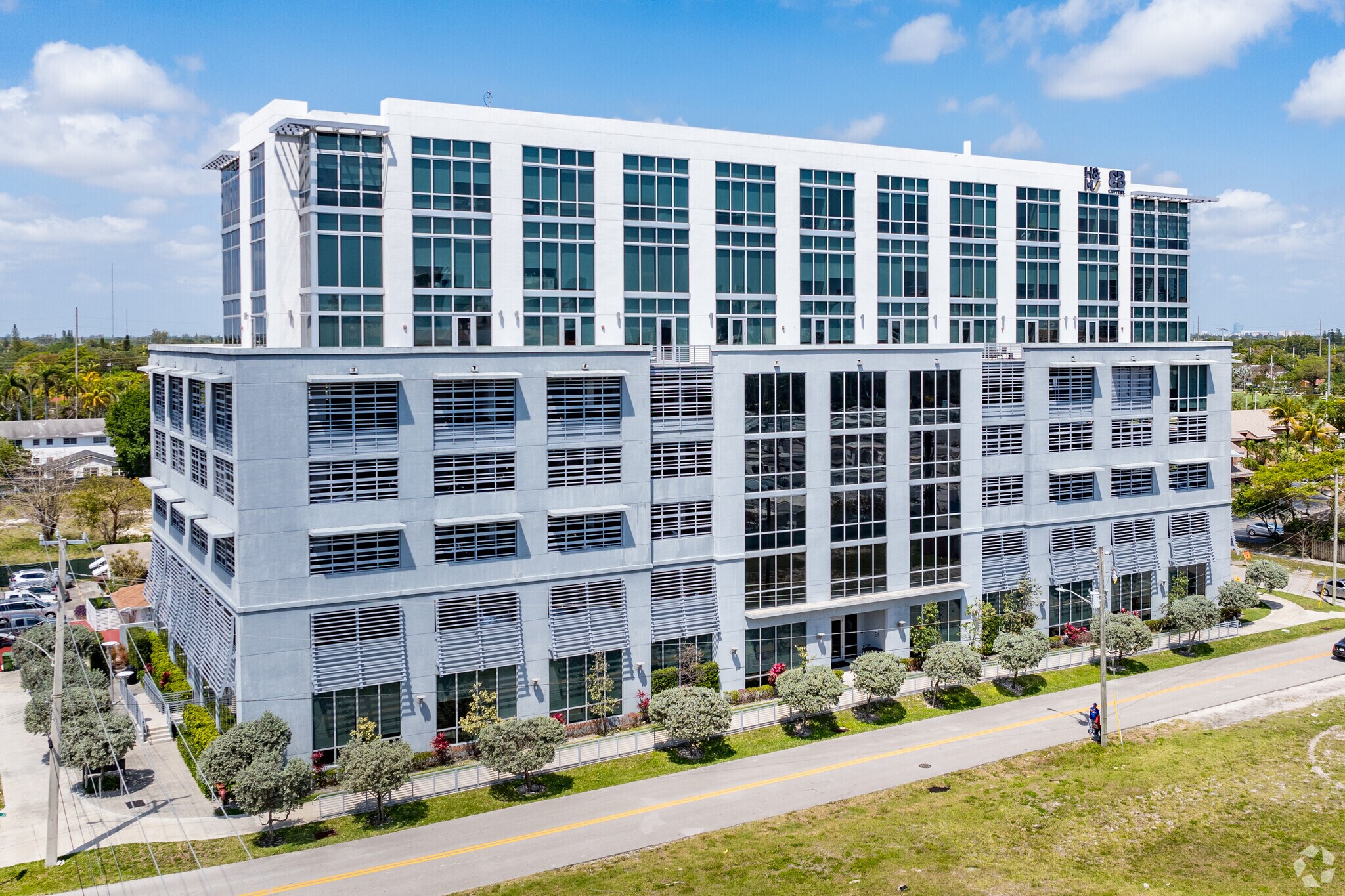 800 SE 4th Ave, Hallandale Beach, FL for sale Building Photo- Image 1 of 12