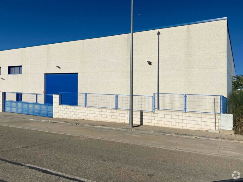Industrial in Chiloeches, Guadalajara for sale - Building Photo - Image 3 of 10