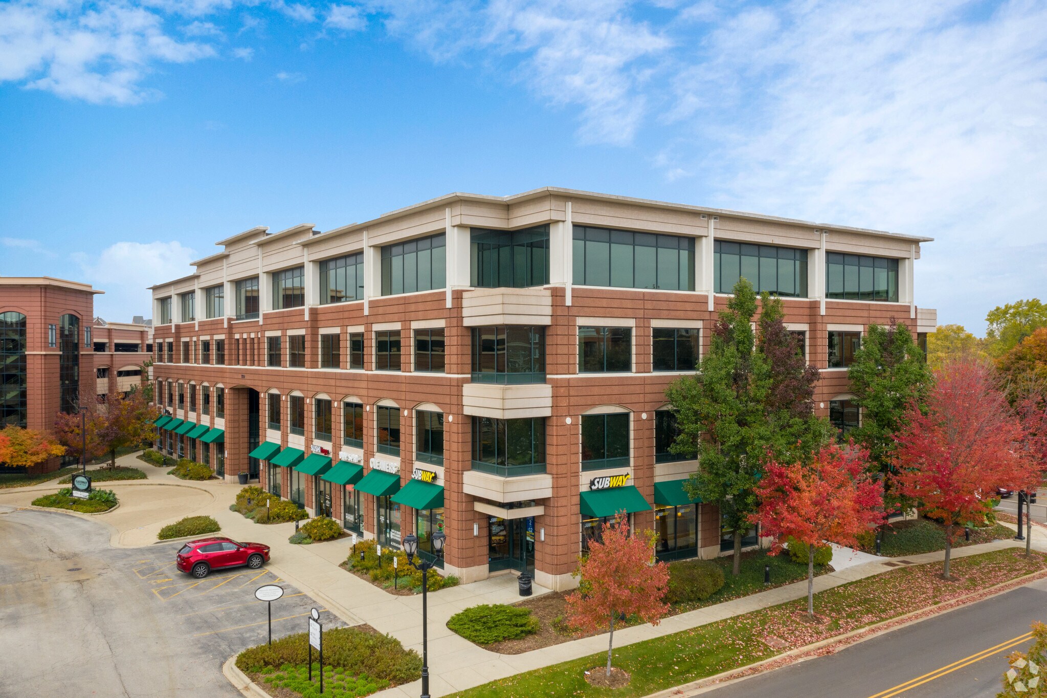 220 N Smith St, Palatine, IL à louer Photo principale- Image 1 de 12