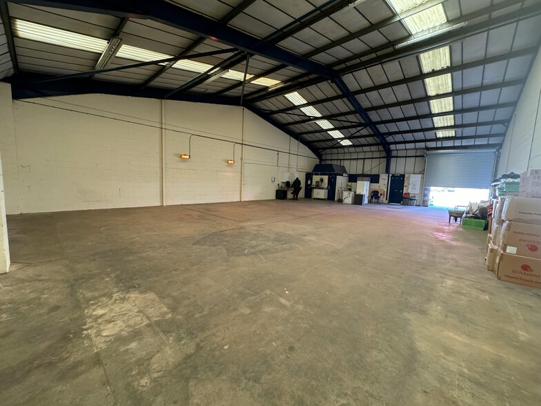 2 Vulcan Pl, Worksop for lease - Building Photo - Image 2 of 4