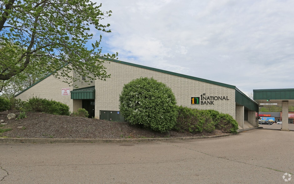 730 E Main St, Lebanon, OH for lease - Building Photo - Image 2 of 4