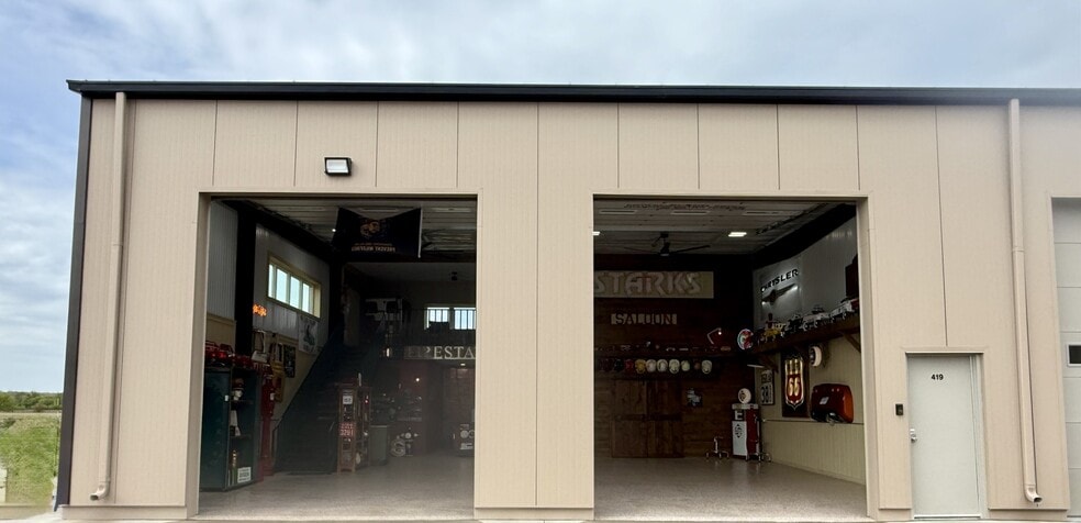 663 Valerie Ave, Hudson, WI for sale - Building Photo - Image 2 of 14