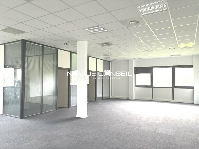 Bureau dans Labège à louer - Photo du bâtiment - Image 3 de 15