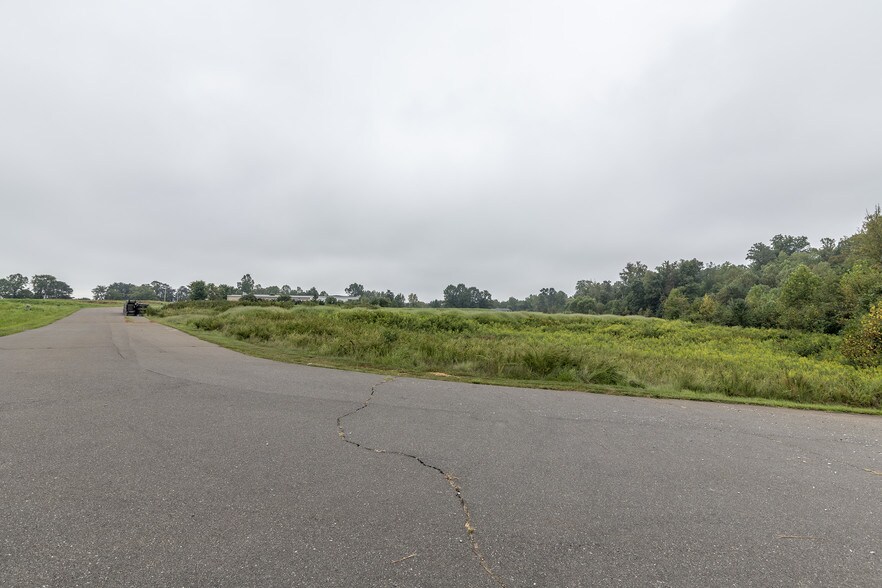 E Highway 64, Mocksville, NC à vendre - Autre - Image 1 de 51