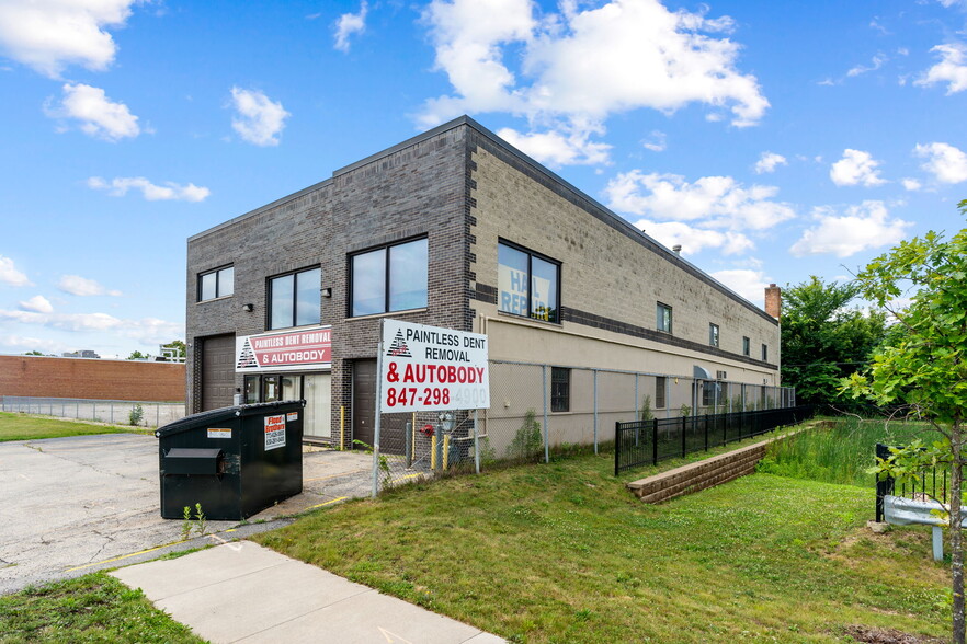 1765 Busse Hwy, Des Plaines, IL for sale - Building Photo - Image 3 of 18