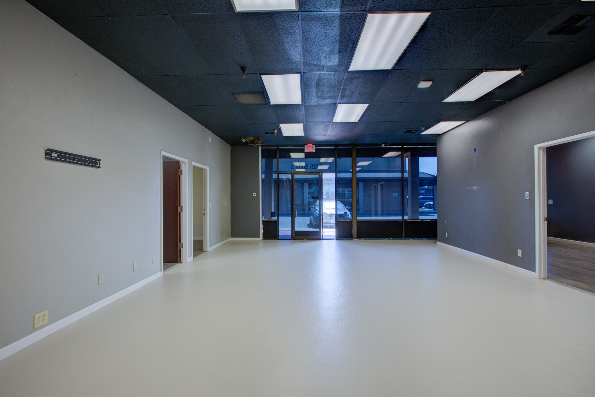 Floyd, Modesto, CA for lease Building Photo- Image 1 of 3