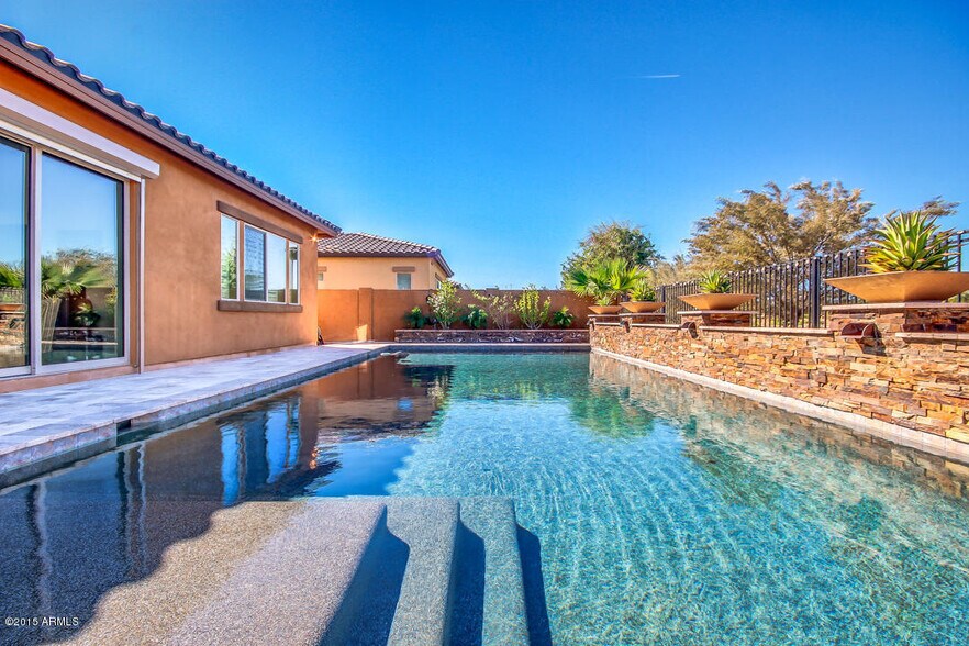 6 Home SFR Investment Portolio portefeuille de 6 propriétés à vendre sur LoopNet.ca - Photo du bâtiment - Image 3 de 12