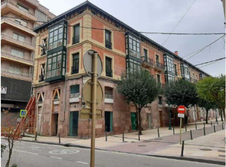 Commerce de détail dans Torrelavega à vendre - Photo du bâtiment - Image 3 de 16