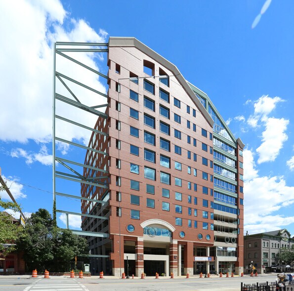 500 S Front St, Columbus, OH à louer - Photo du bâtiment - Image 1 de 3