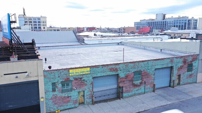 More details for 35 Bowne St, Brooklyn, NY - Industrial for Lease