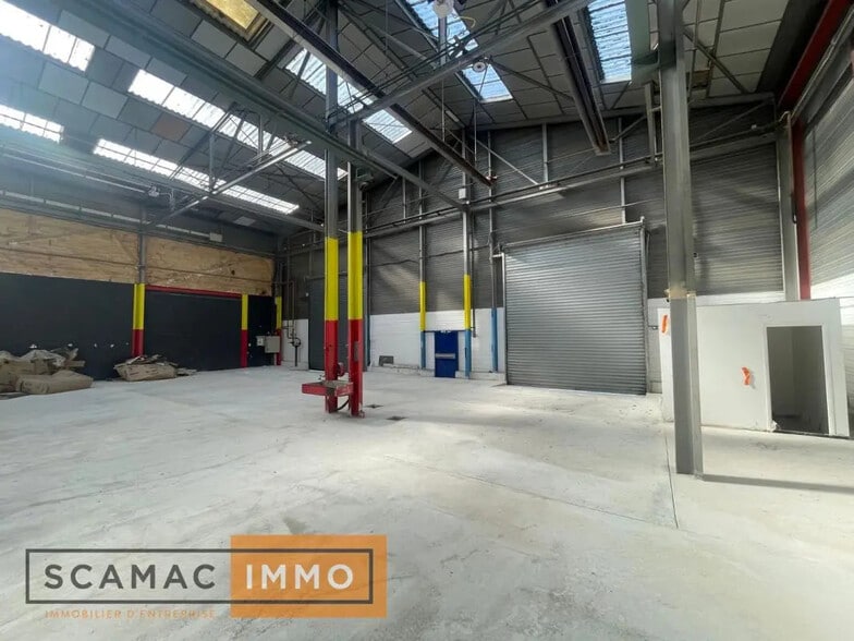 Industrial in Corbeil-Essonnes for lease - Interior Photo - Image 2 of 11