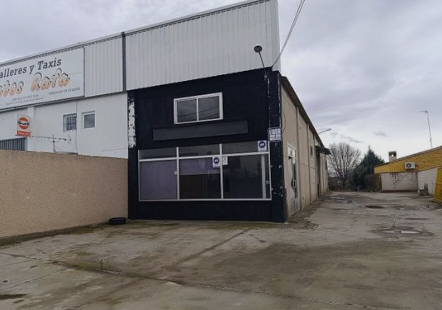 Industrial in Mascaraque, Toledo for sale Primary Photo- Image 1 of 2