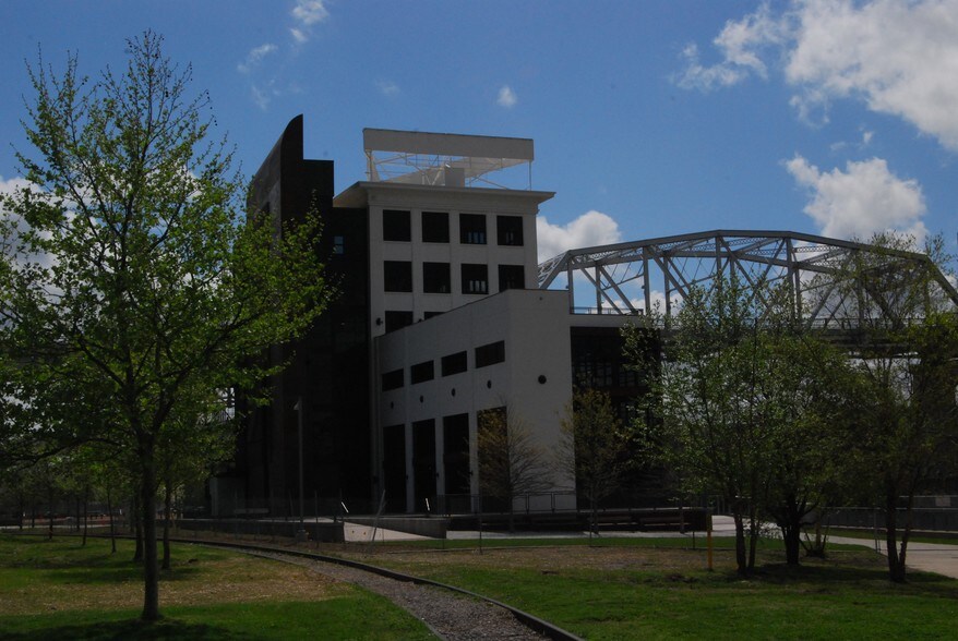 2 Victory Ave, Nashville, TN à louer - Photo du bâtiment - Image 2 de 6