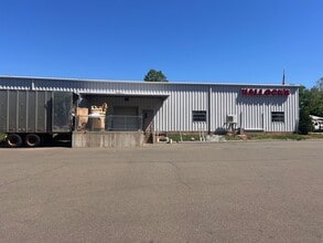 174 Cedar St, Branford, CT for lease Building Photo- Image 2 of 5