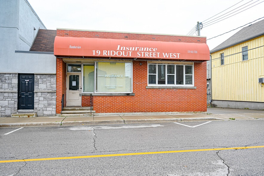 19 Ridout St W, Tillsonburg, ON for lease - Primary Photo - Image 1 of 12