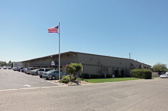 Plus de détails pour 1400 Carpenter Ln, Modesto, CA - Industriel à louer