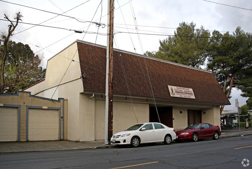 5909 Camden St, Oakland, CA à vendre - Photo du bâtiment - Image 2 de 75