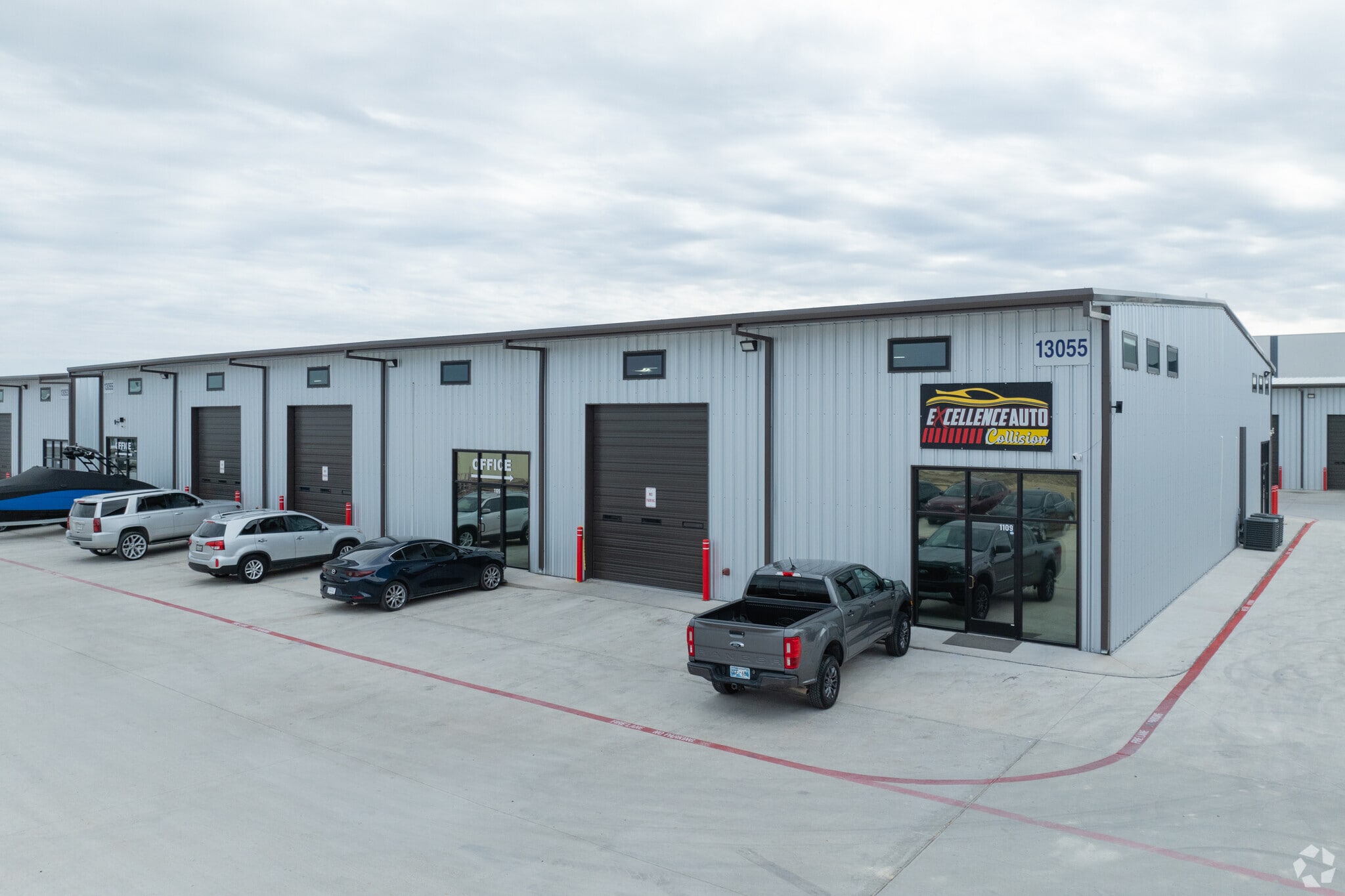 13055 Harmon Rd, Fort Worth, TX for lease Primary Photo- Image 1 of 9