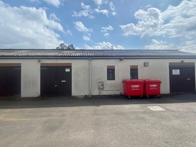 Charnham Ln, Hungerford à louer - Photo du bâtiment - Image 2 de 2