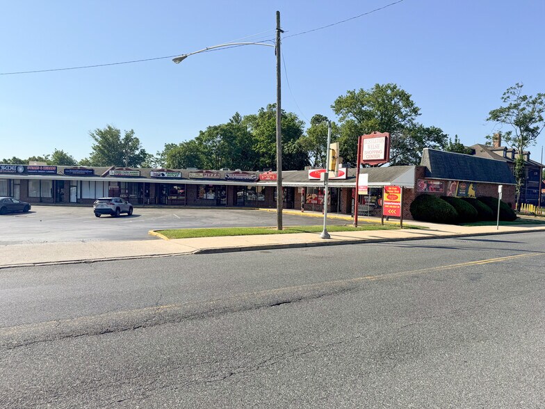 9233 Old Bustleton Ave, Philadelphia, PA à vendre - Photo du bâtiment - Image 2 de 5