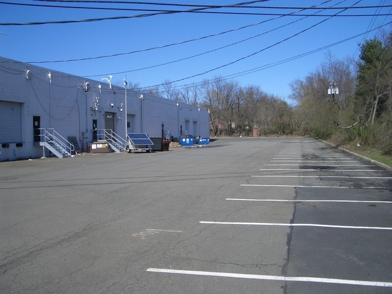 743-745 Alexander Rd, Princeton, NJ à louer - Photo du bâtiment - Image 2 de 9