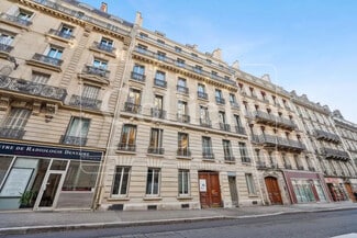 Plus de détails pour 20 Rue De Saint-Pétersbourg, Paris - Bureau à louer