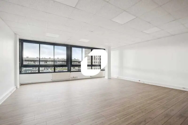 Bureau dans Sarcelles à louer Photo du bâtiment- Image 1 de 11