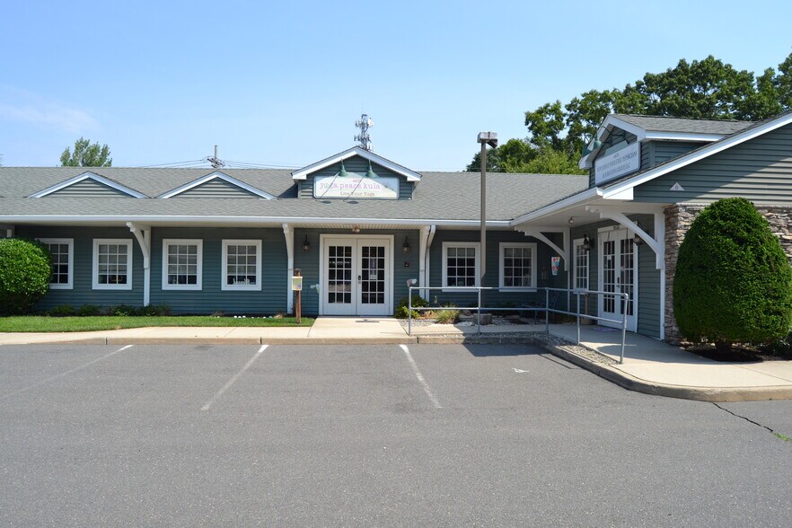 4631 US Highway 9, Howell, NJ à louer - Photo du bâtiment - Image 2 de 2