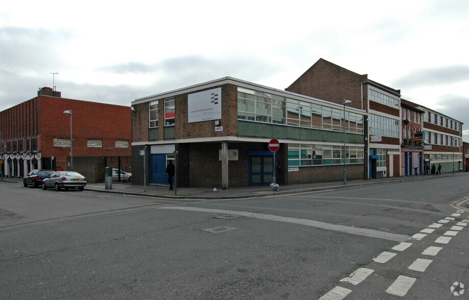15-28 Lower Essex St, Birmingham à louer - Photo du bâtiment - Image 3 de 3