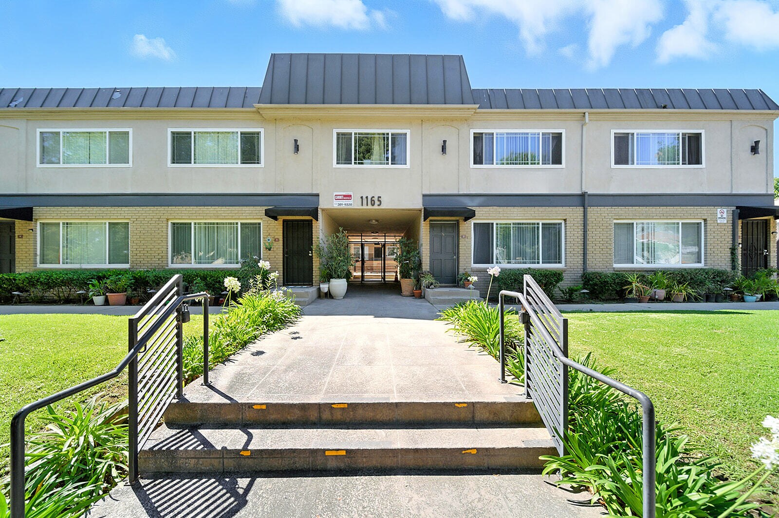 1165 Thompson Ave, Glendale, CA à vendre Photo du bâtiment- Image 1 de 34