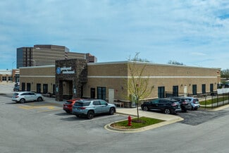More details for 1755 W 22nd St, Oak Brook, IL - Retail for Lease