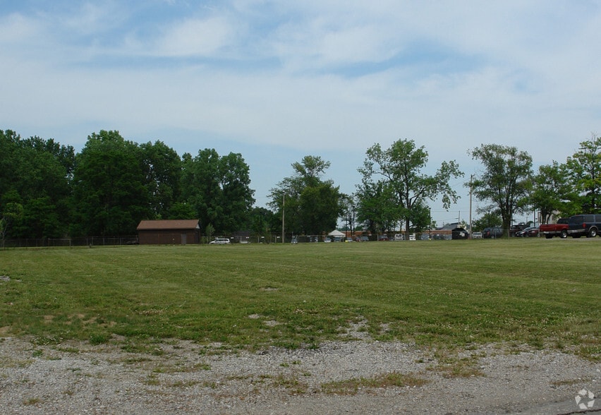 6891 Smith Rd, Cleveland, OH for sale - Building Photo - Image 2 of 2