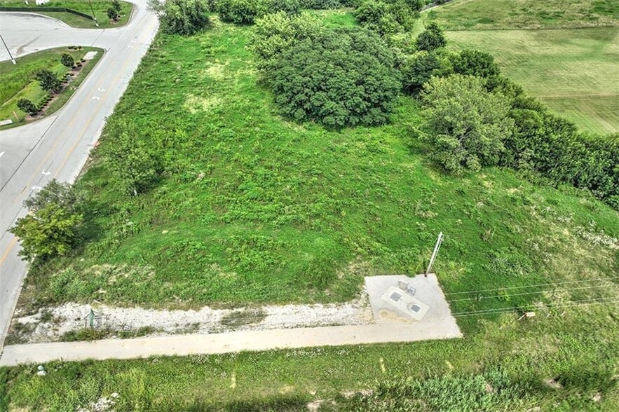 Illinois 121, Decatur, IL à vendre - Photo du bâtiment - Image 2 de 3