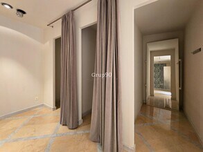 Commerce de détail dans Lleida, Lérida à louer Photo intérieure- Image 2 de 11