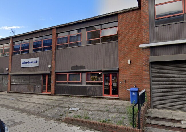 More details for Worsley Bridge Rd, London - Office/Retail for Lease