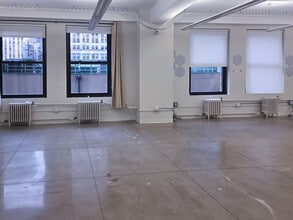 225 Broadway, New York, NY for lease Interior Photo- Image 2 of 5