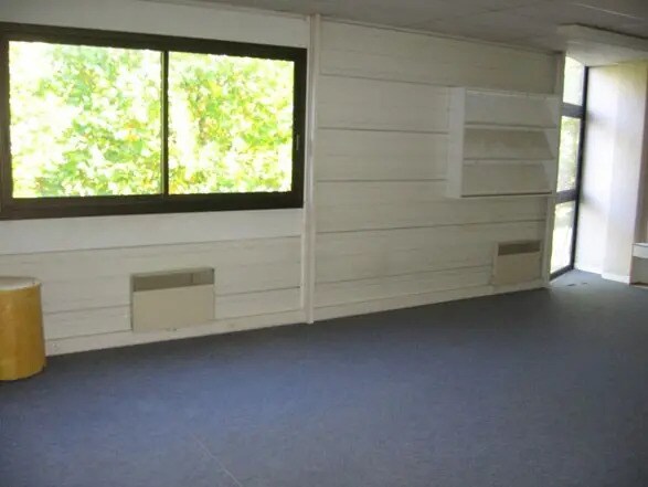 Flex in Collégien for lease - Interior Photo - Image 3 of 18