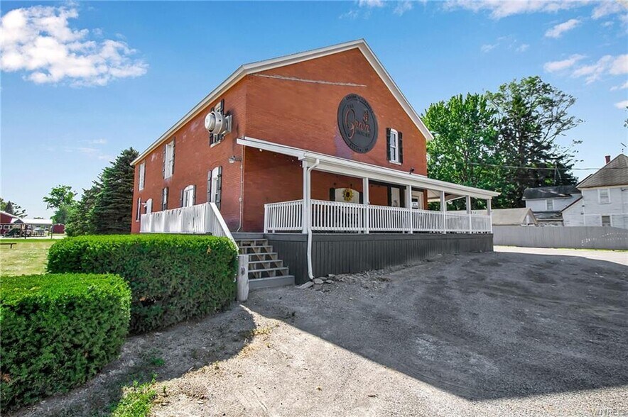 1693 Quaker Rd, Barker, NY à vendre - Photo du bâtiment - Image 2 de 41