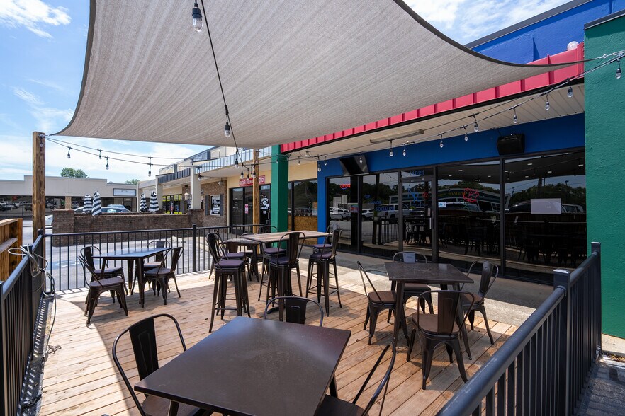 11020- 11061 Anderson Rd, Piedmont, SC à vendre - Photo du bâtiment - Image 2 de 17