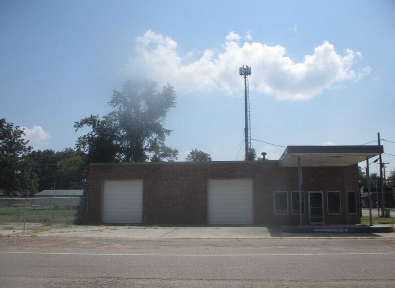 64 Main & Highway 64B, Crawfordsville, AR for sale - Building Photo - Image 1 of 4