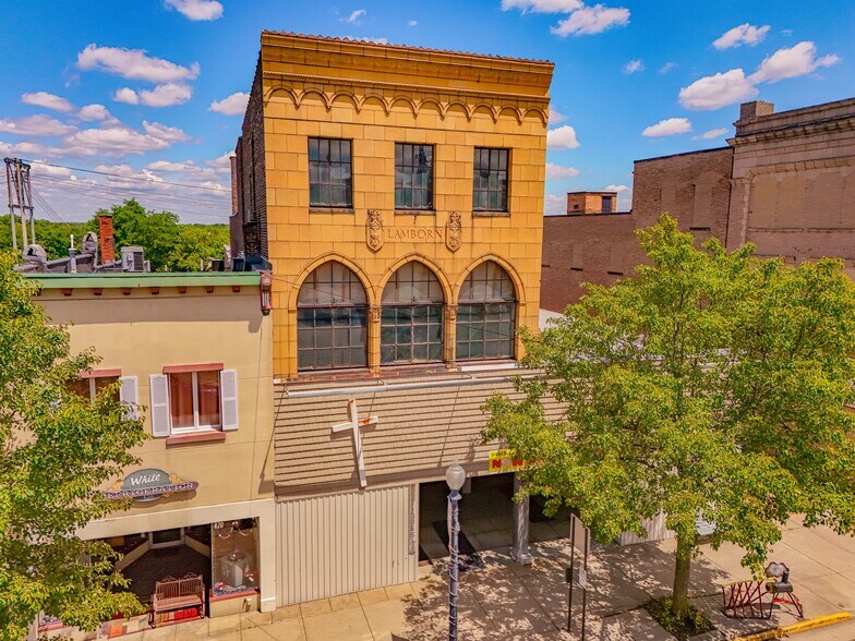 426 E Main St, Alliance, OH for sale - Building Photo - Image 1 of 3