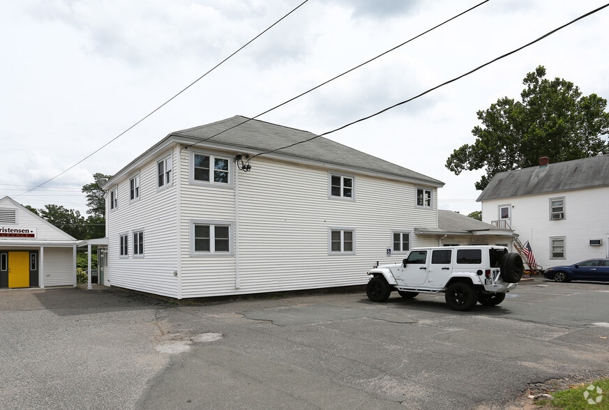 372 Hopmeadow St, Weatogue, CT for sale - Building Photo - Image 3 of 4