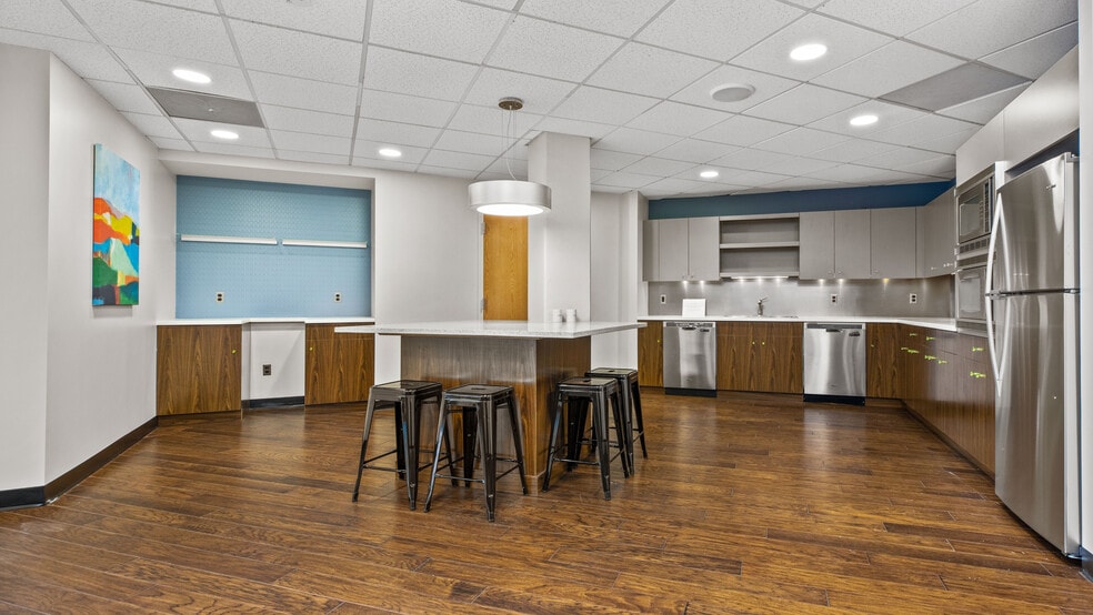 888 Worcester St, Wellesley, MA for lease - Interior Photo - Image 3 of 13