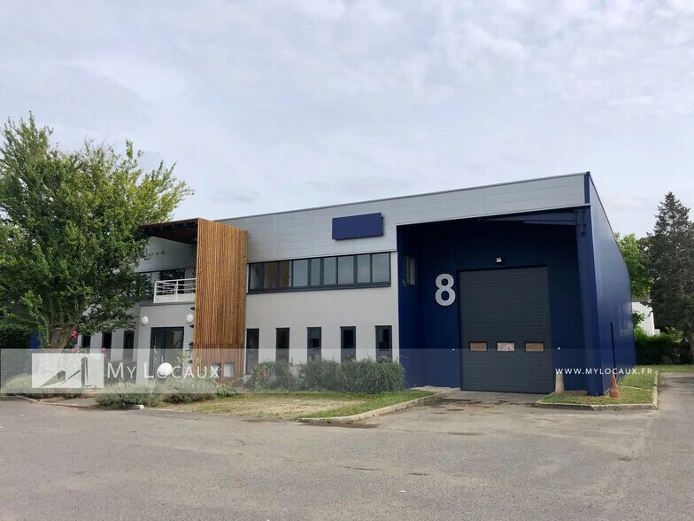 Flex dans SAINT-OUEN-L'AUMONE à louer - Photo du bâtiment - Image 1 de 3