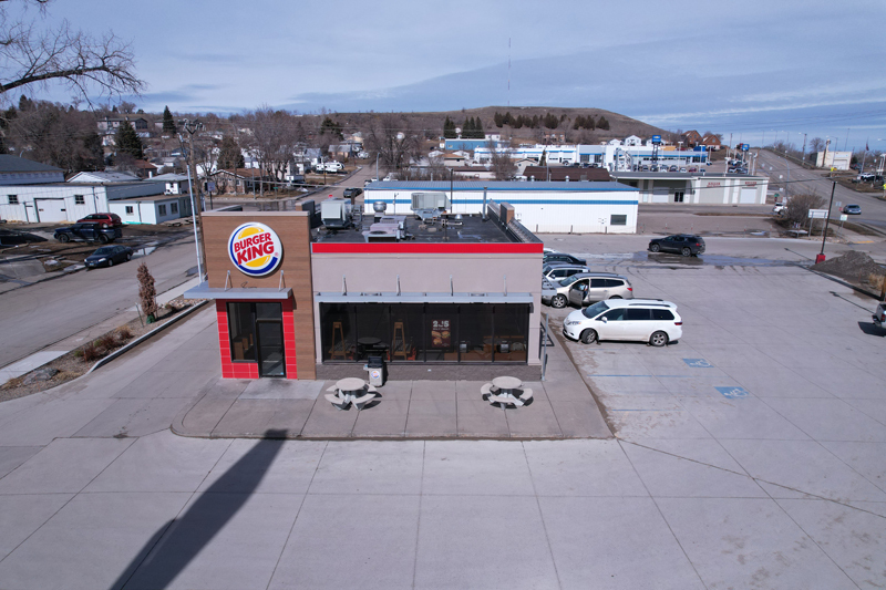 1400 E Main St, Mandan, ND à vendre Photo principale- Image 1 de 1