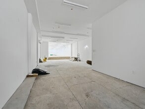 633 Newark Ave, Jersey City, NJ for lease Building Photo- Image 2 of 8