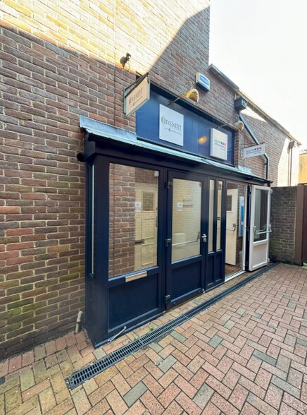 4A Brewery Ln, Sevenoaks à louer - Photo du bâtiment - Image 2 de 4