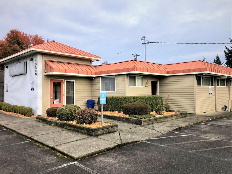 19220 Mcloughlin Blvd, Gladstone, OR for lease - Building Photo - Image 2 of 16